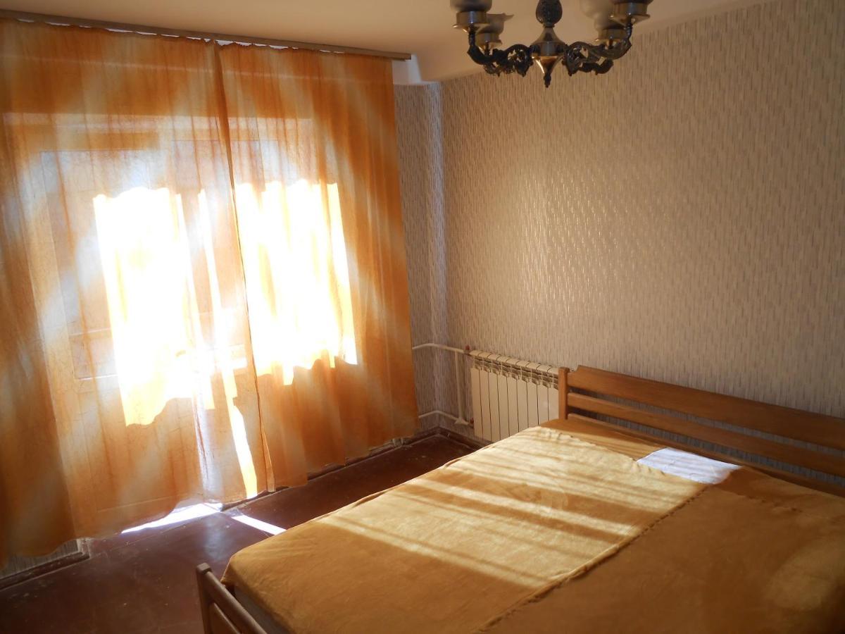 Проспект Героев Сталинграда 19 А Apartment Kiev Luaran gambar